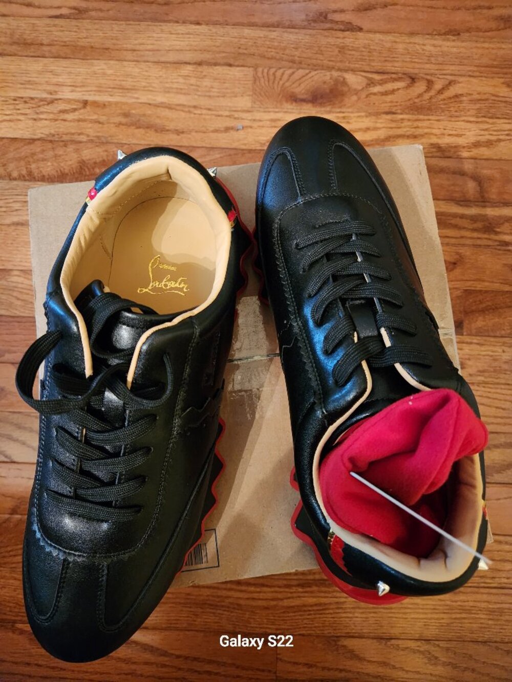 Loubishark sneakers